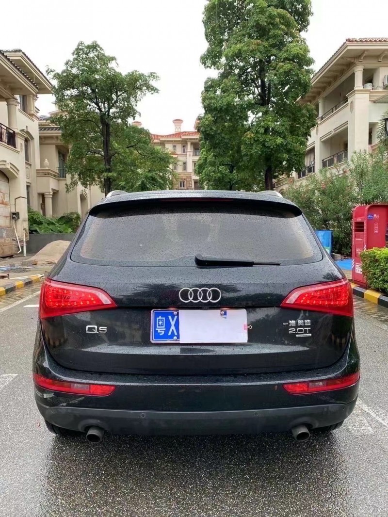 珠海11年奧迪Q55