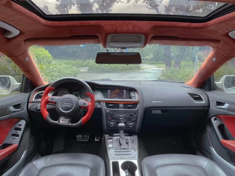 东莞15年奥迪A55