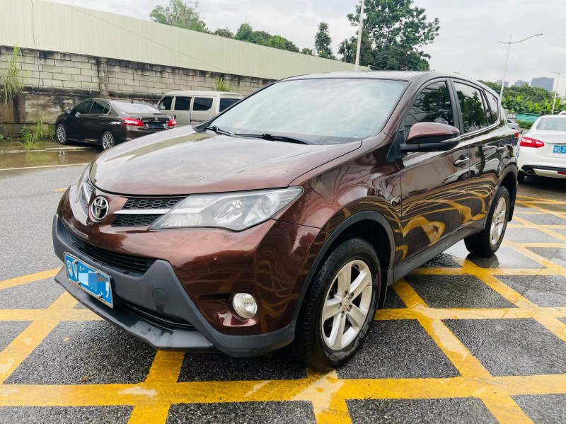 东莞14年丰田RAV4荣放4