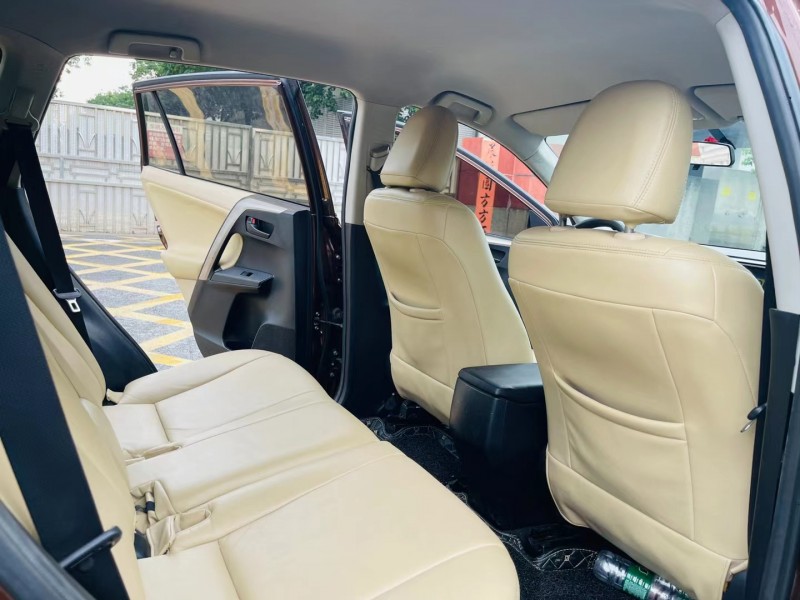东莞14年丰田RAV4荣放3