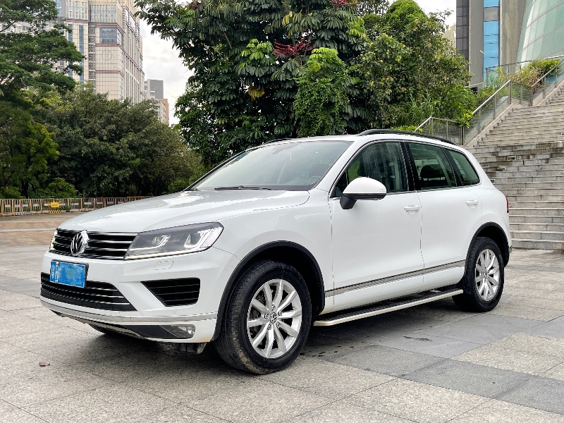 深圳16年大众途锐6