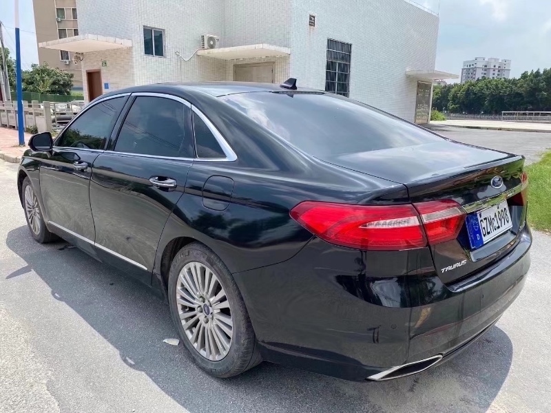 广州17年福特金牛座7