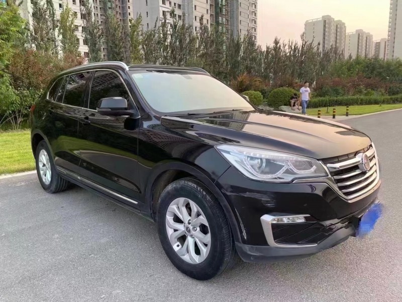 唐山18年漢騰汽車X77