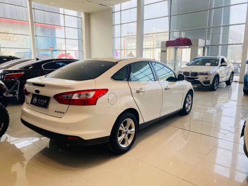 邢台13年福特福克斯1