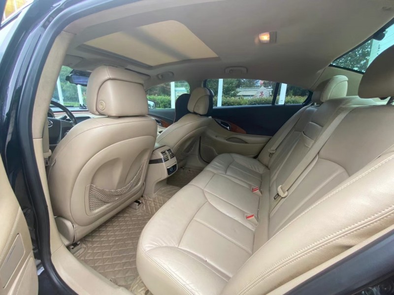 枣庄13年别克君越5