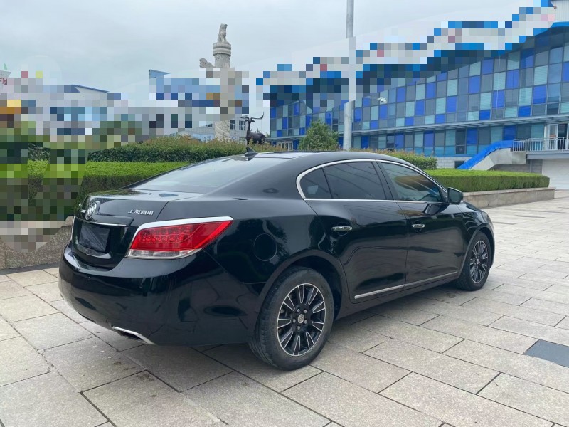 枣庄13年别克君越7