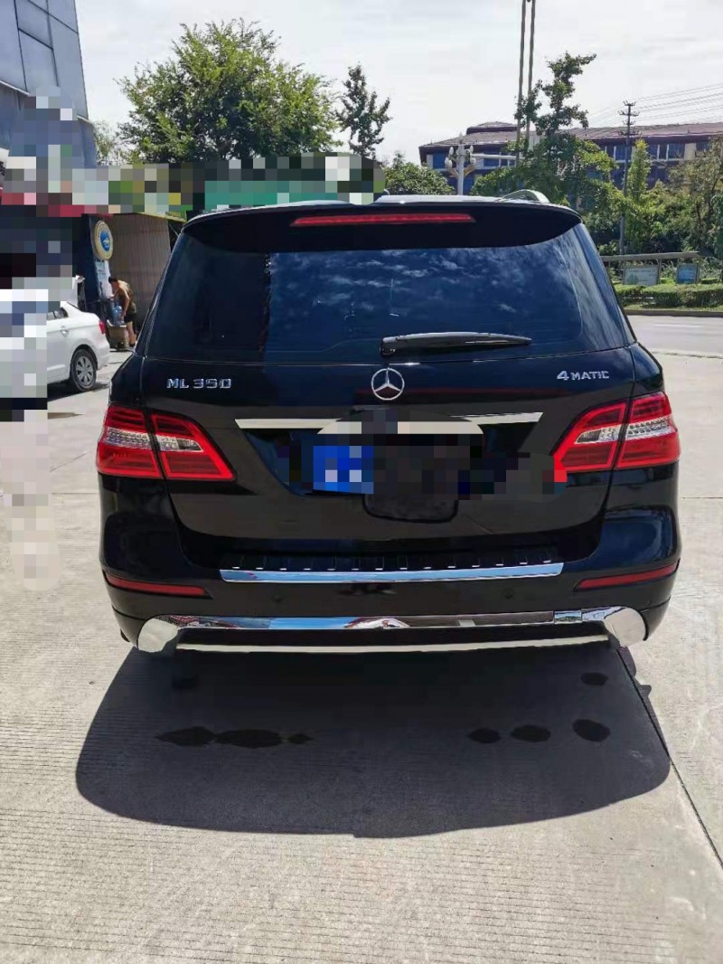 成都15年奔驰ML7