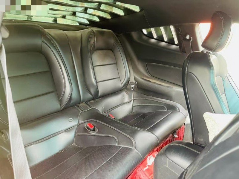 东莞15年福特野马6