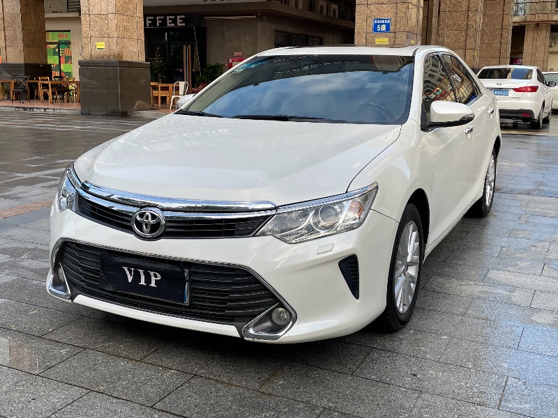 佛山16年丰田凯美瑞9