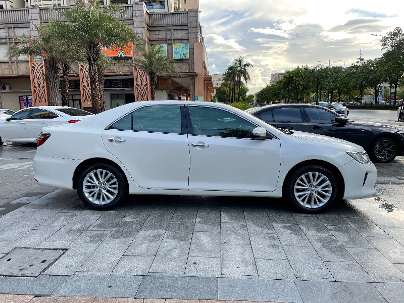 佛山16年丰田凯美瑞6