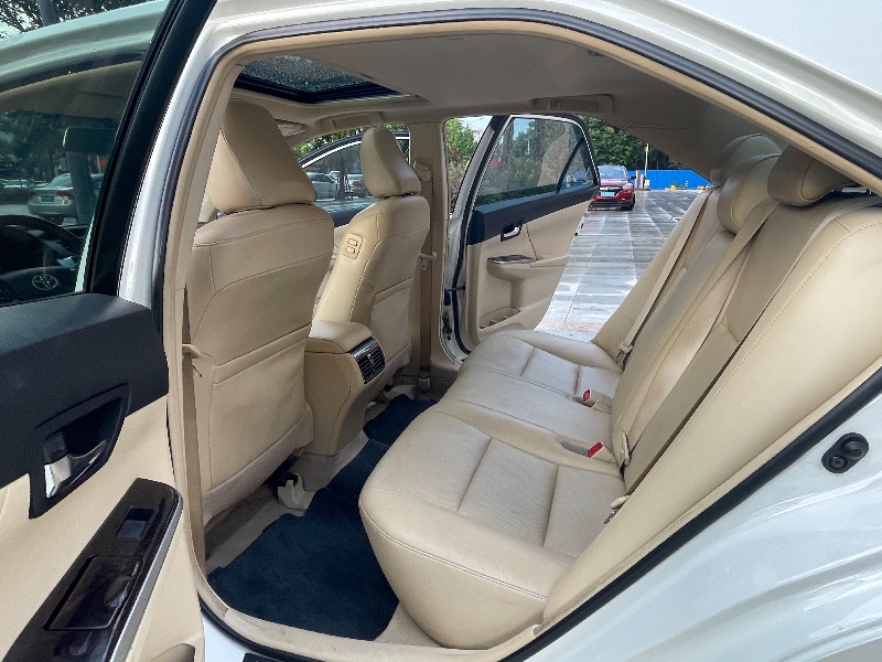 佛山16年丰田凯美瑞4