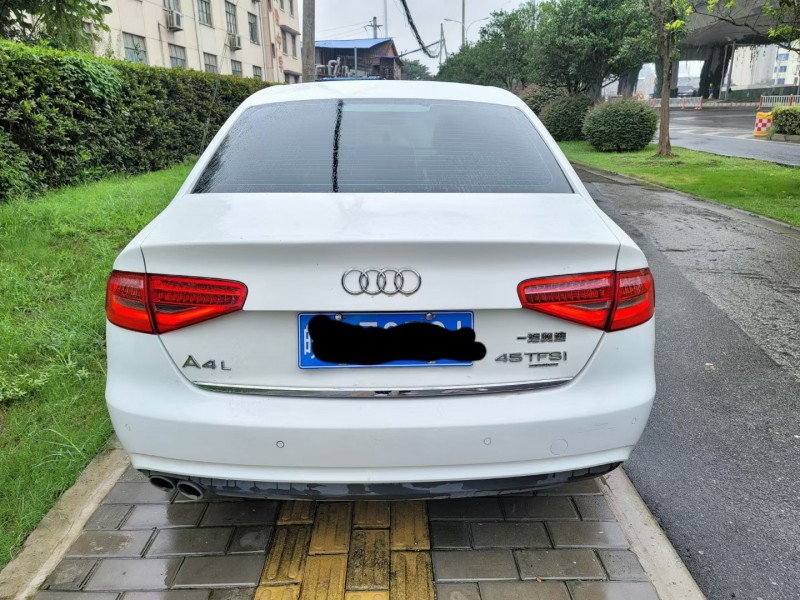 盐城15年奥迪A4L9