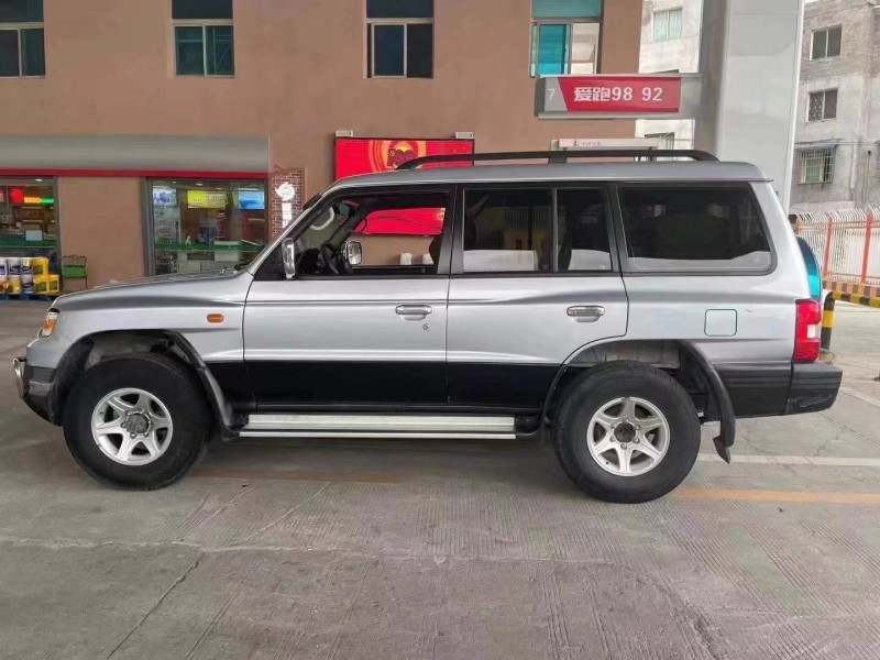 重慶17年獵豹汽車Q67