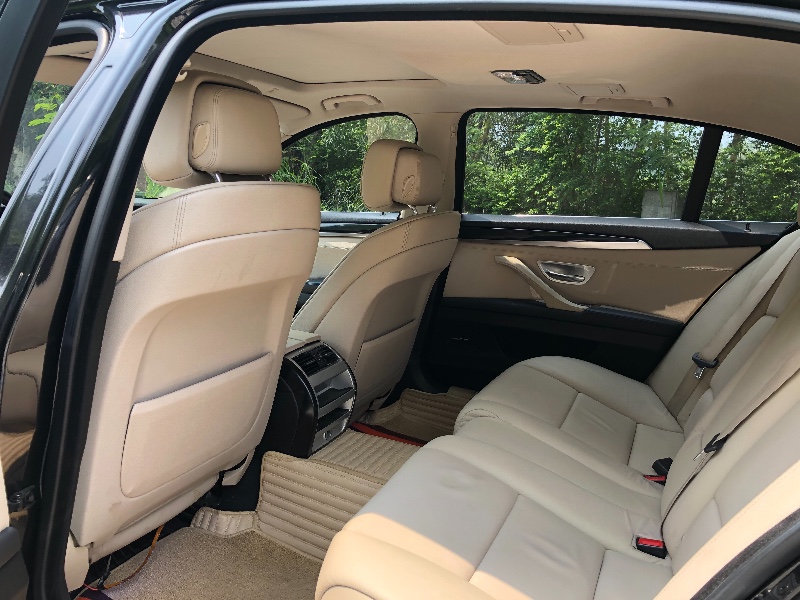 深圳12年宝马5系4