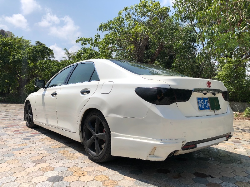 深圳13年丰田锐志1