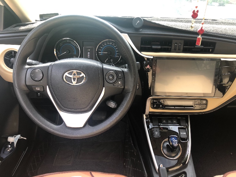 深圳18年丰田雷凌3