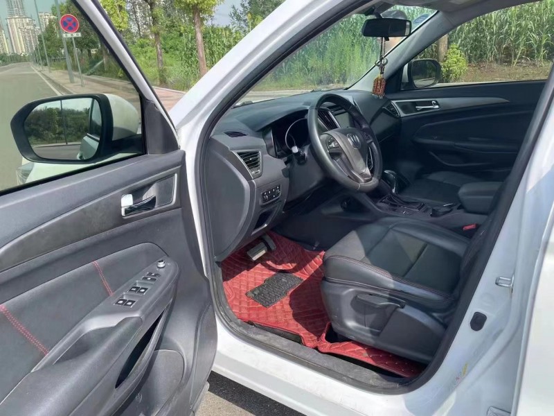 重慶15年長安汽車CS753