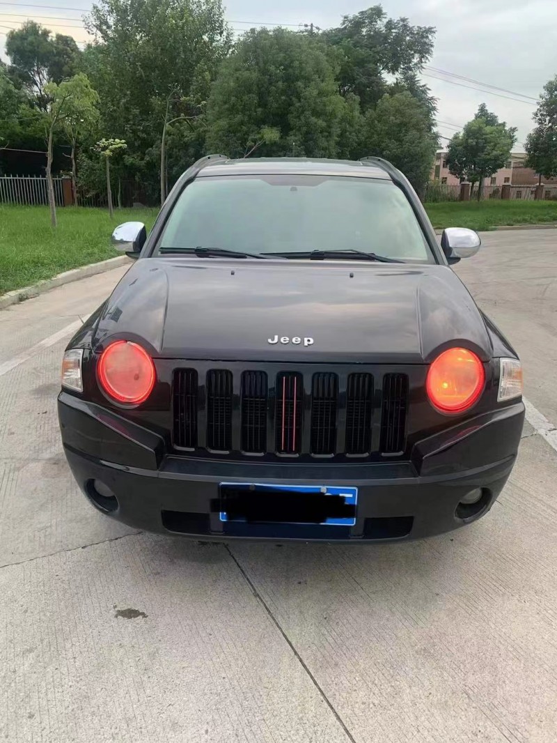 安慶10年Jeep指南者1