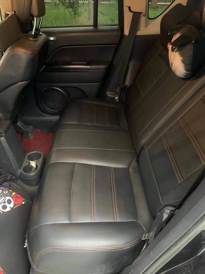 安慶10年Jeep指南者6