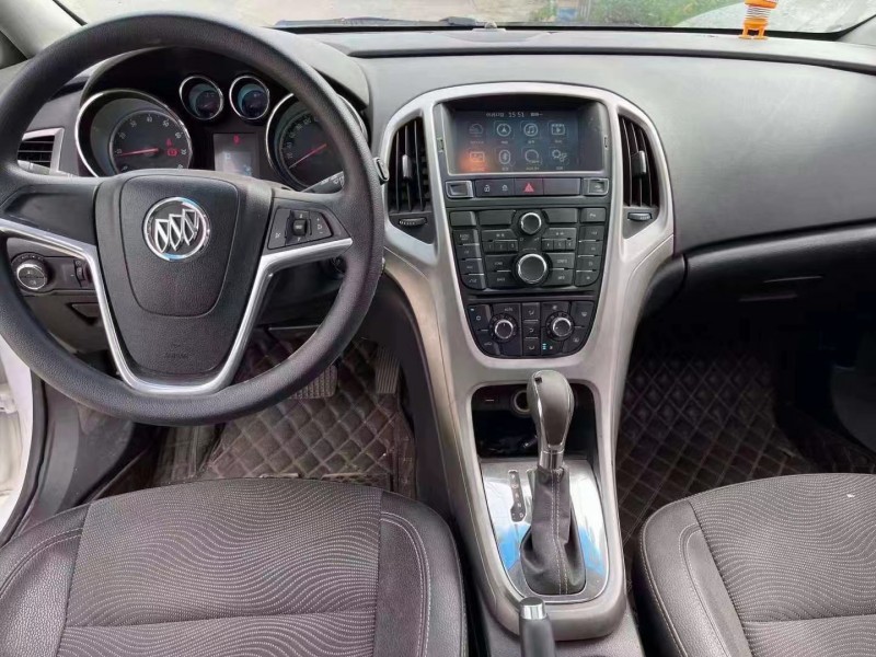 广州15年别克英朗5