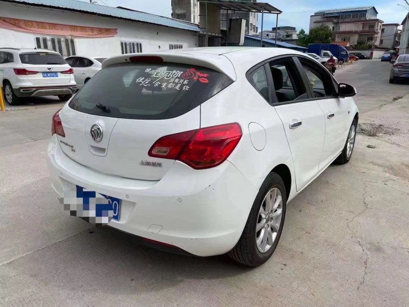 广州15年别克英朗7