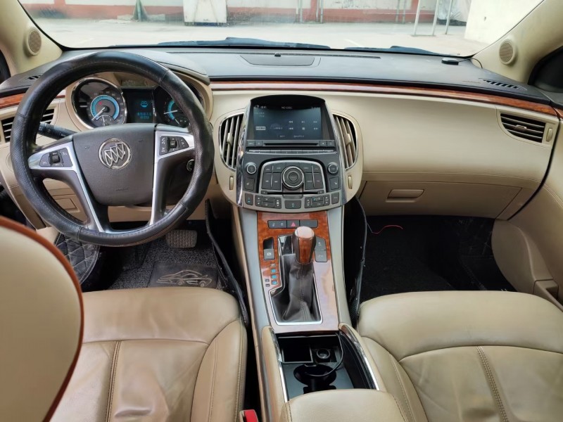 徐州11年别克君越4