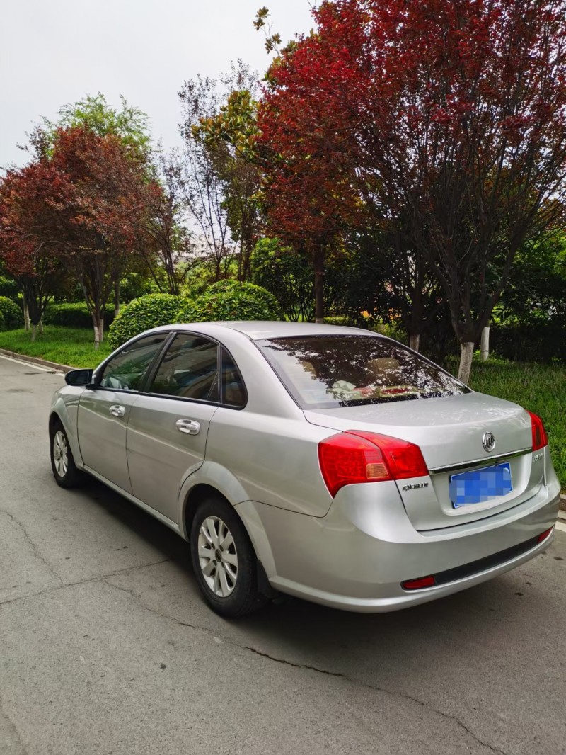 徐州13年别克凯越7