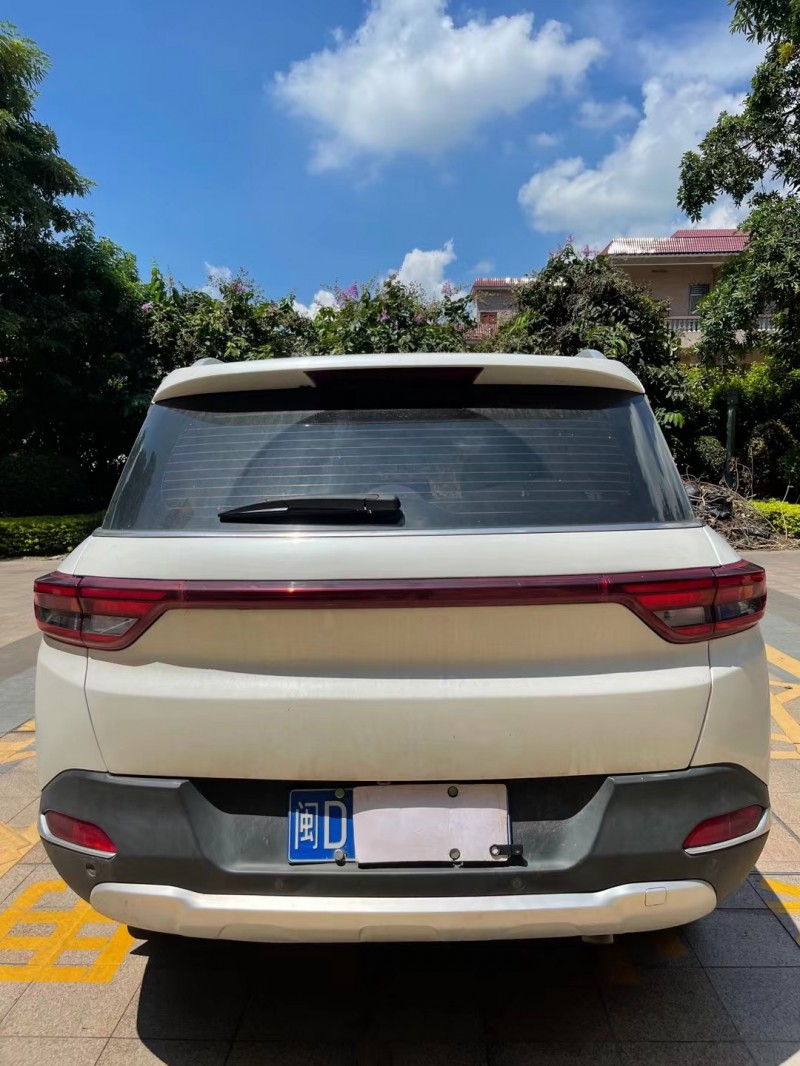 中山18年昌河Q72