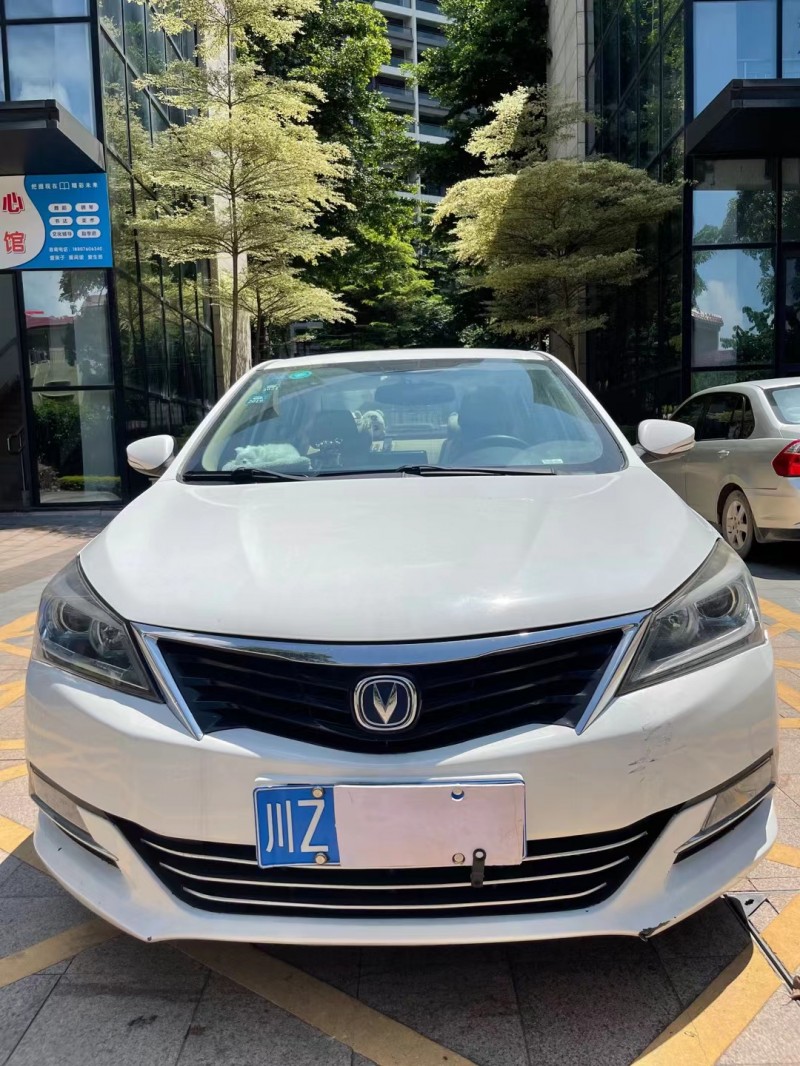 中山18年長安汽車悅翔V71