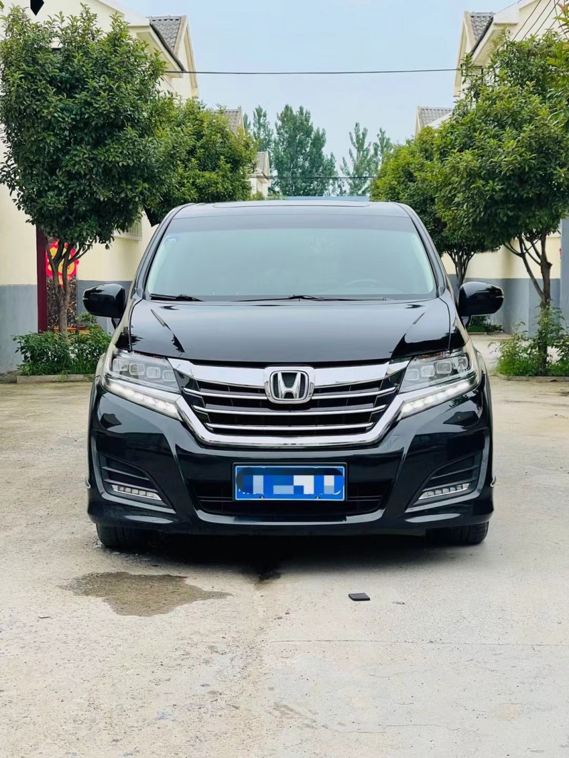 徐州18年本田艾力绅8