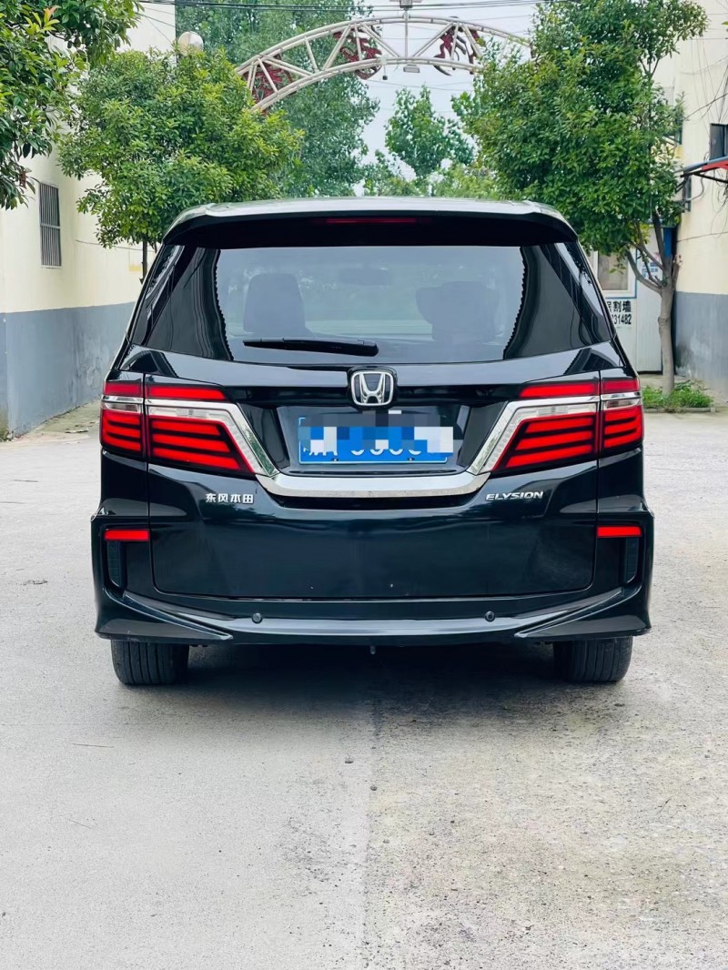 徐州18年本田艾力绅1