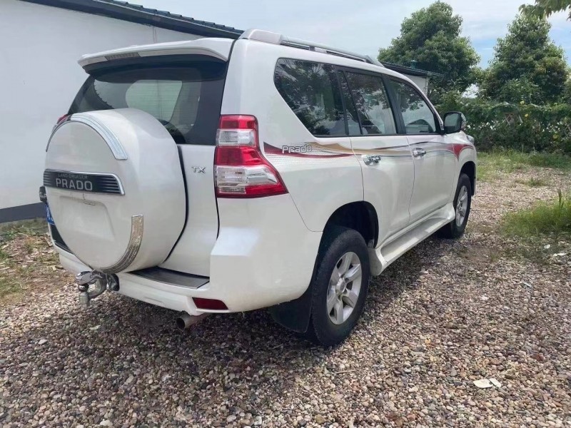 邵阳16年丰田普拉多7