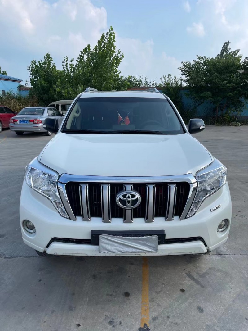 徐州17年丰田普拉多1