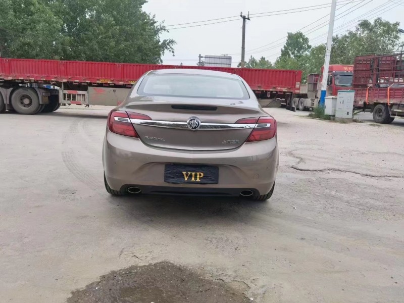 徐州17年别克君越9