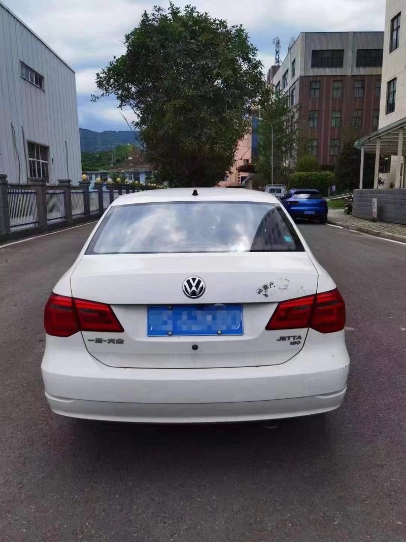 成都17年大众捷达3