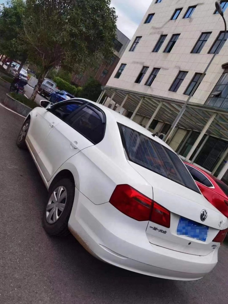 成都17年大众捷达4