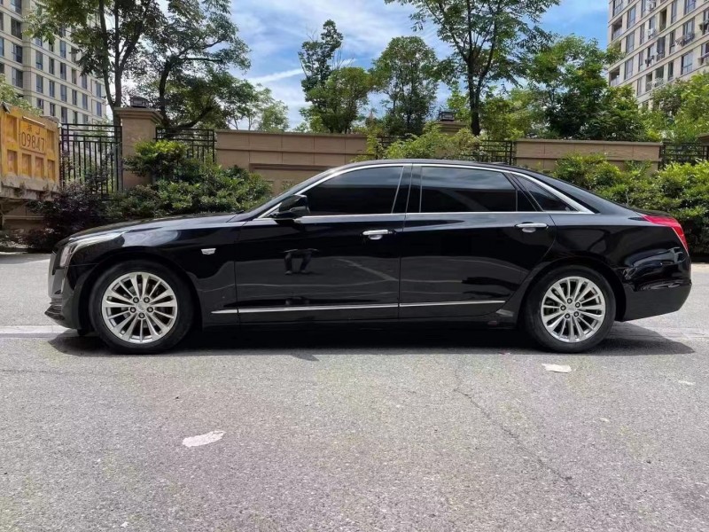 溫州17年凱迪拉克CT66