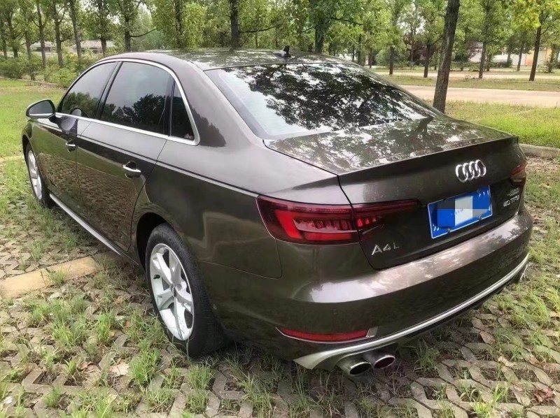 泰安18年奧迪A4L8