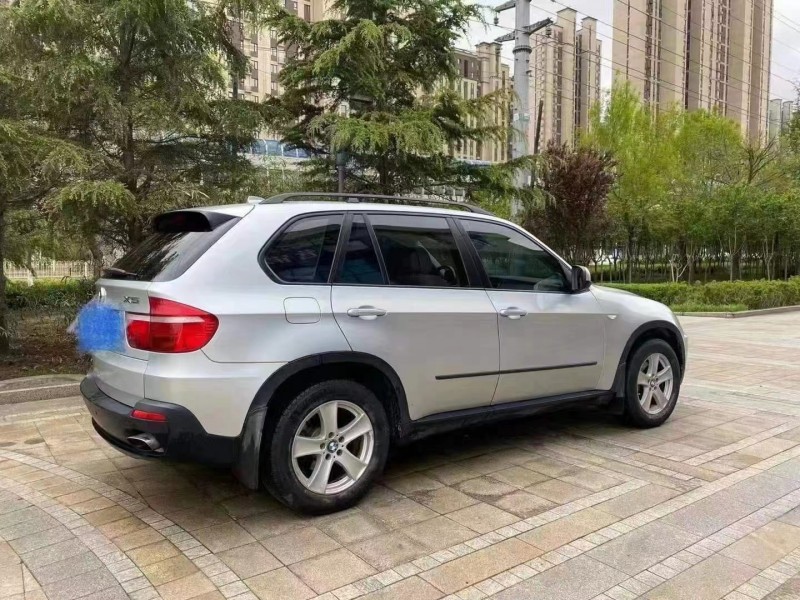 济宁10年宝马X56