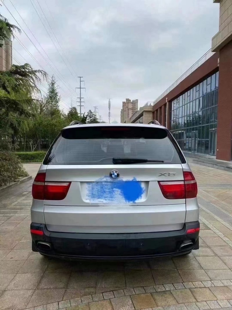 济宁10年宝马X58