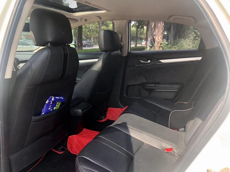 广州17年本田思域6