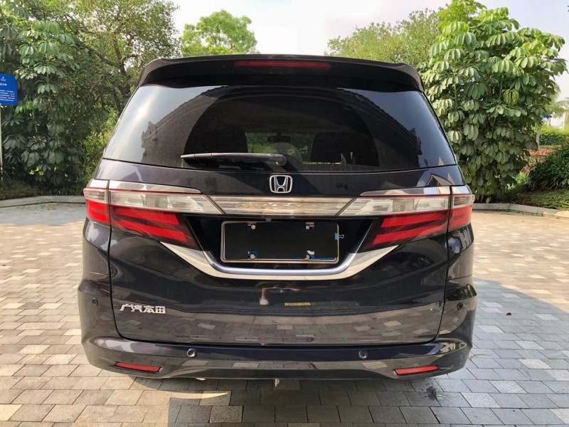 广州17年本田奥德赛4
