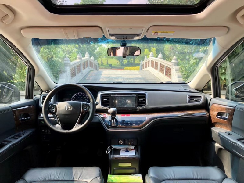 广州17年本田奥德赛6
