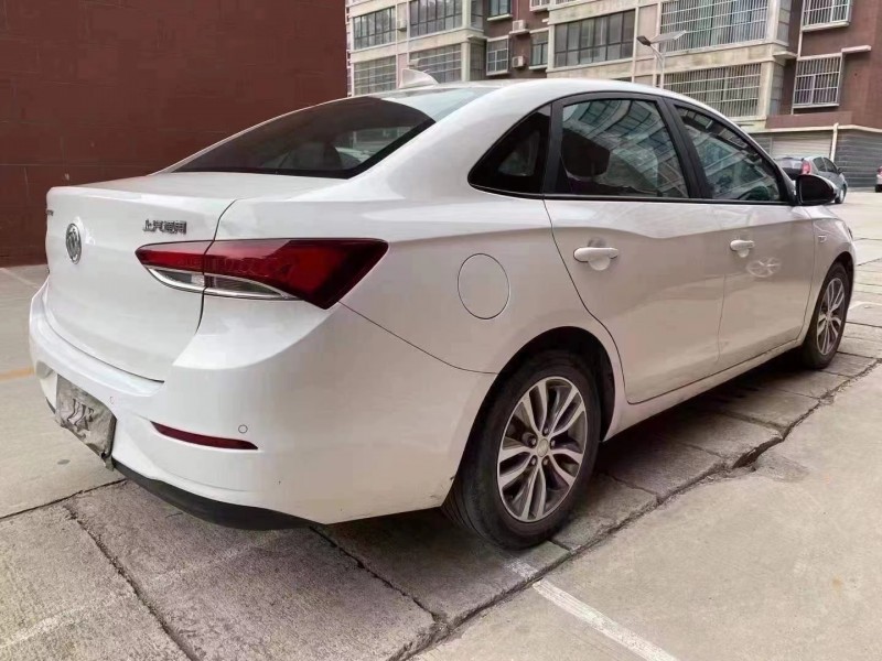 枣庄18年别克英朗3