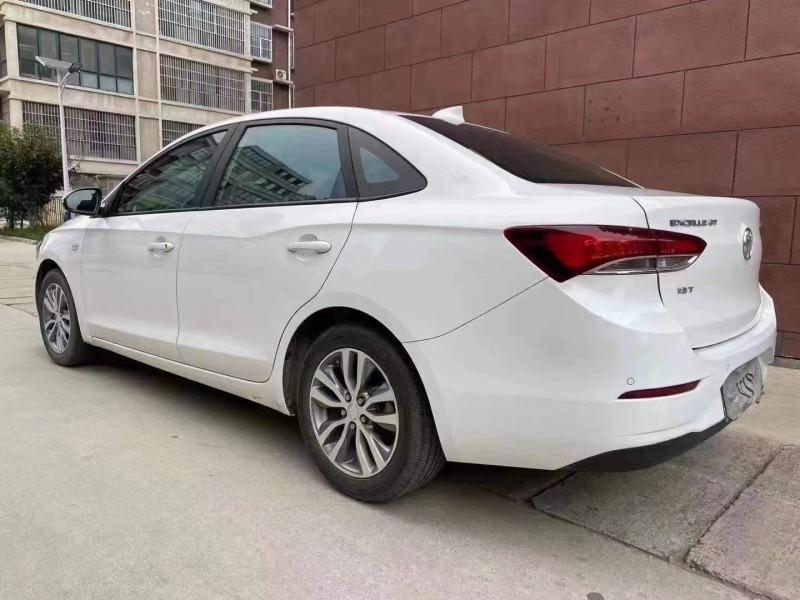 枣庄18年别克英朗2