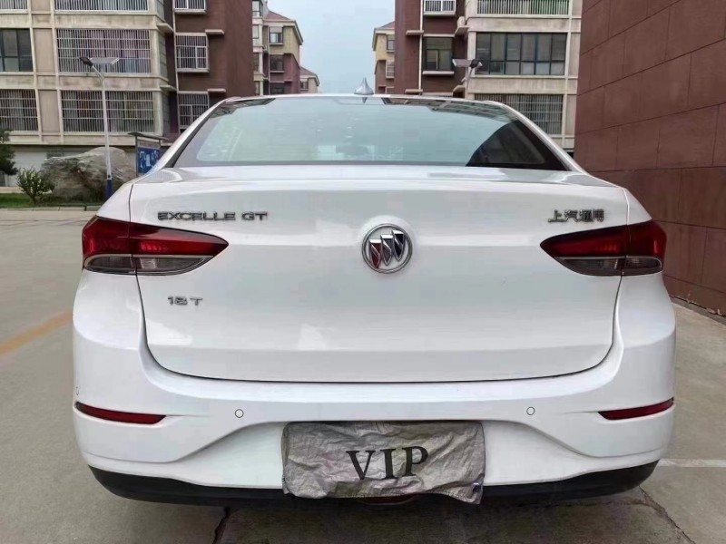 枣庄18年别克英朗1