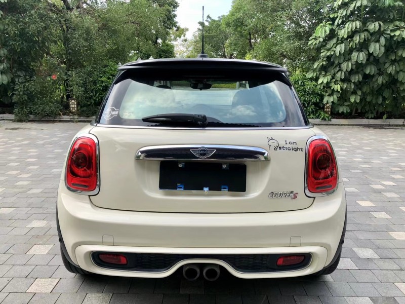 廣州15年寶馬MINI3