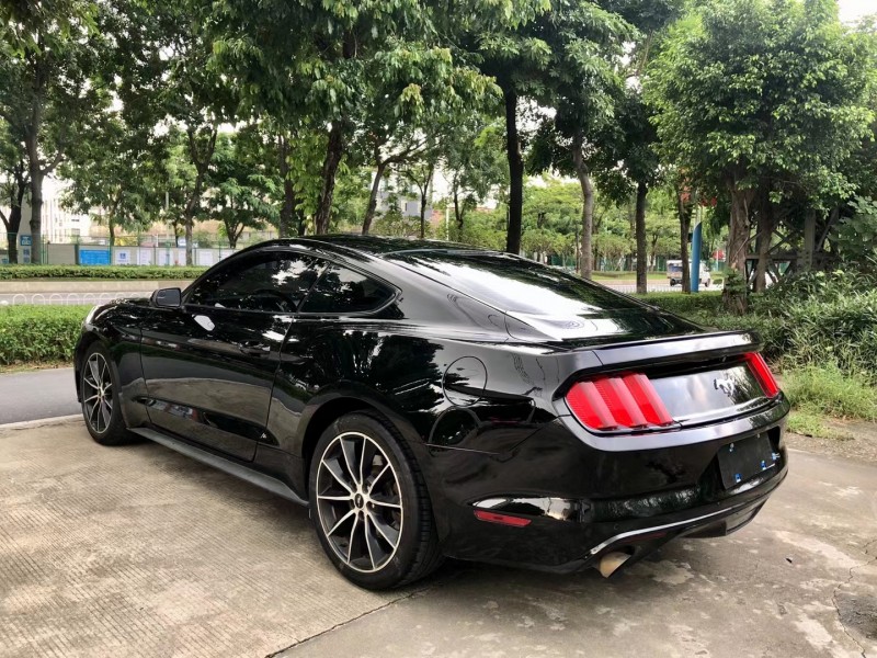 广州15年福特野马4