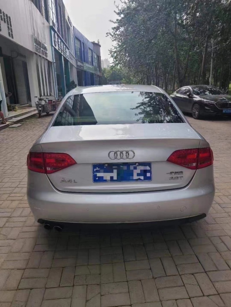 潍坊11年奥迪A4L7