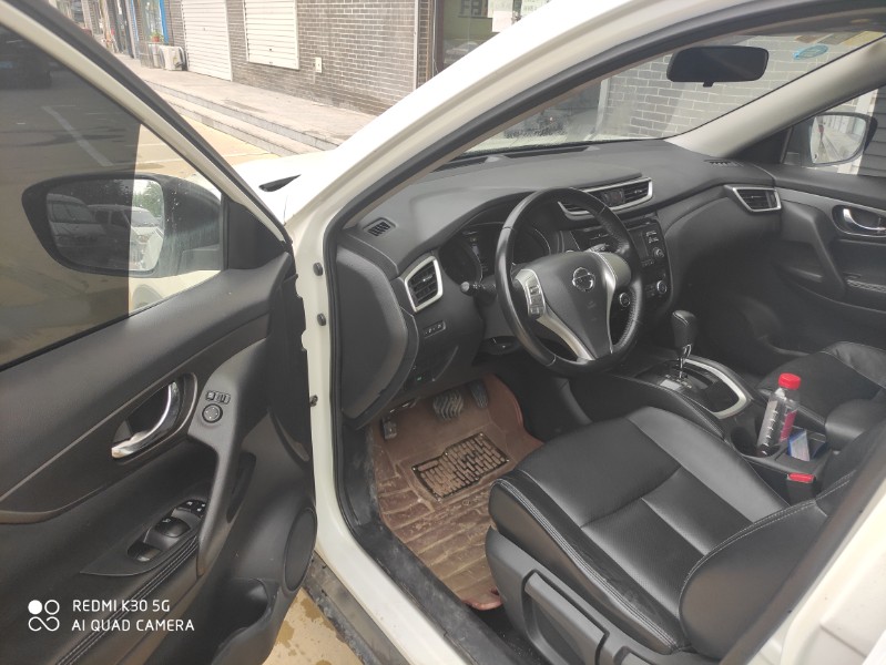 保定15年日产奇骏1